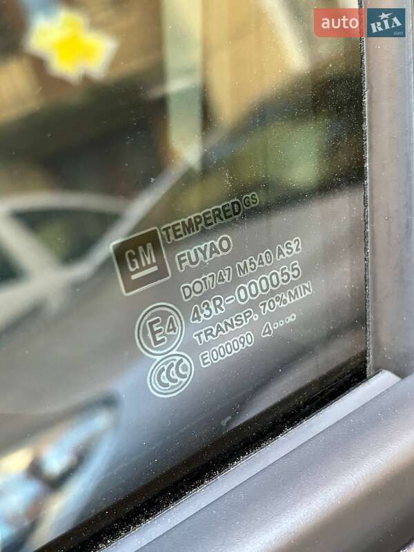 Седан Chevrolet Cruze 2014 в Івано-Франківську