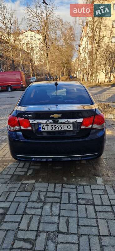 Седан Chevrolet Cruze 2014 в Івано-Франківську