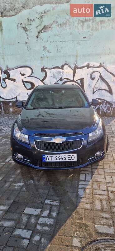Седан Chevrolet Cruze 2014 в Івано-Франківську