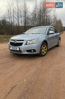 Седан Chevrolet Cruze 2010 в Коростене