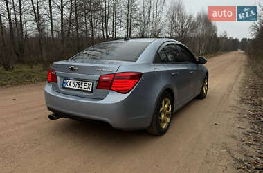 Седан Chevrolet Cruze 2010 в Коростене