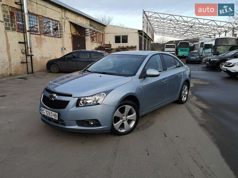 Седан Chevrolet Cruze 2010 в 