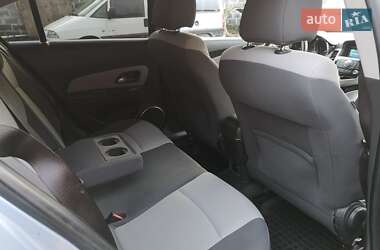Седан Chevrolet Cruze 2010 в 