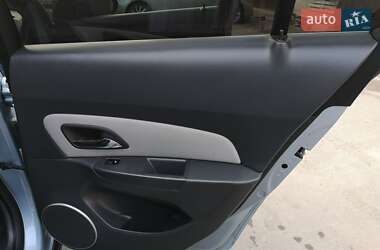 Седан Chevrolet Cruze 2010 в 
