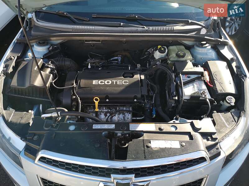 Седан Chevrolet Cruze 2010 в Калуше