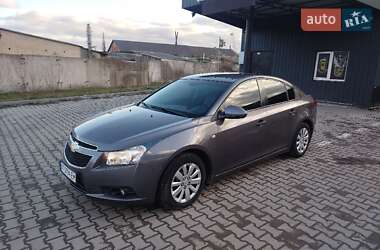 Седан Chevrolet Cruze 2011 в Хмельницькому