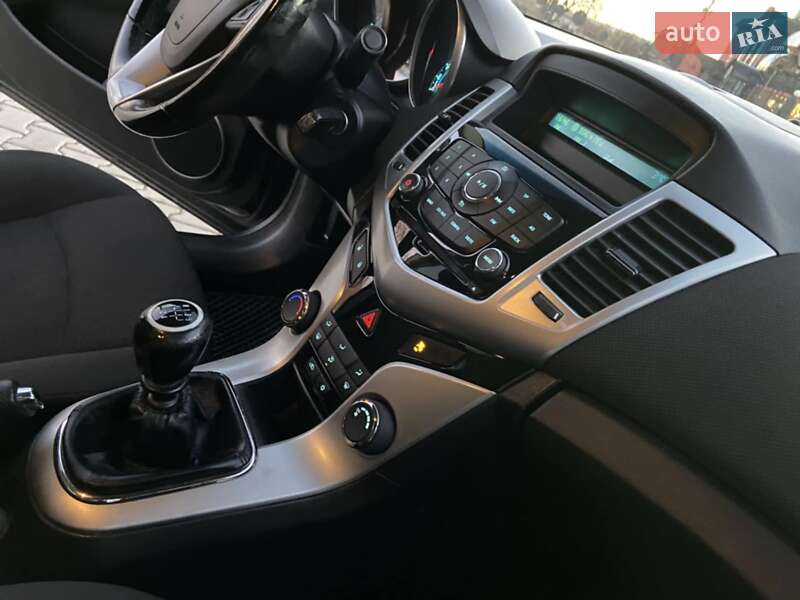 Седан Chevrolet Cruze 2012 в Старом Самборе