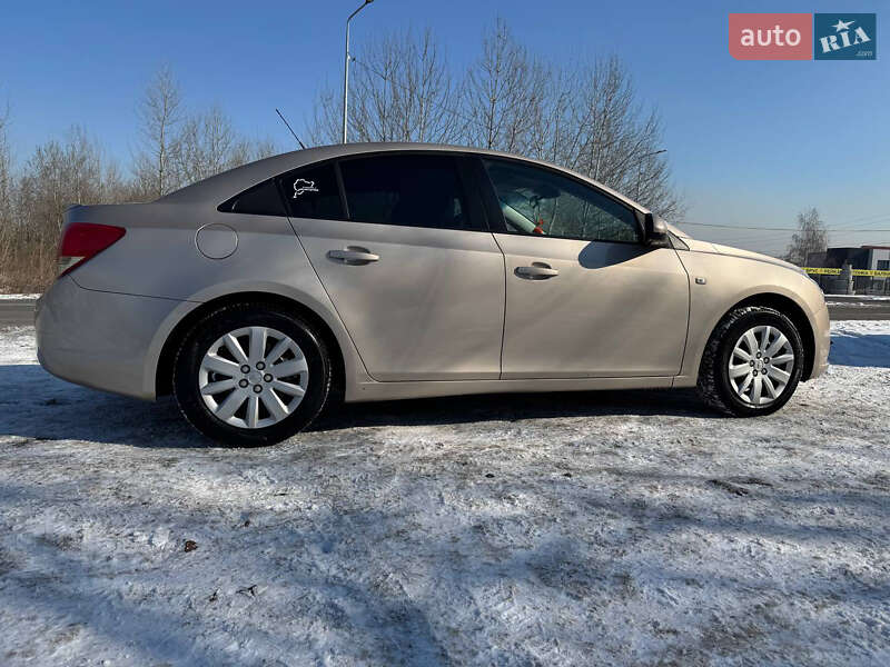 Chevrolet Cruze 2012