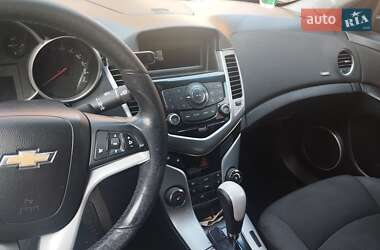 Седан Chevrolet Cruze 2011 в 