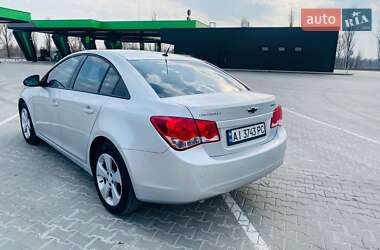 Седан Chevrolet Cruze 2011 в 