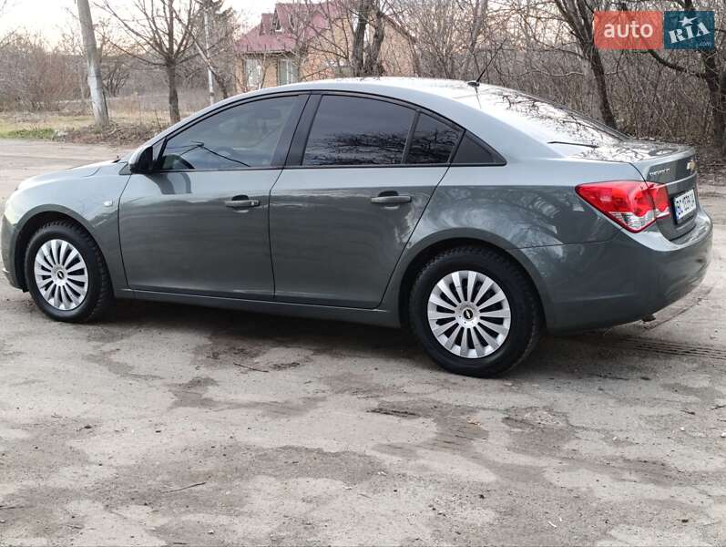 Седан Chevrolet Cruze 2011 в Теофиполе