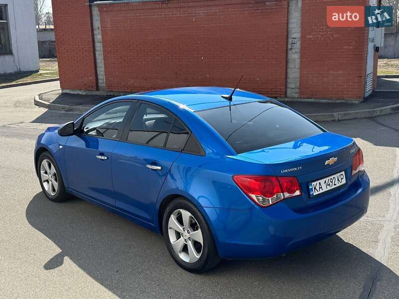 Седан Chevrolet Cruze 2010 в Борисполе