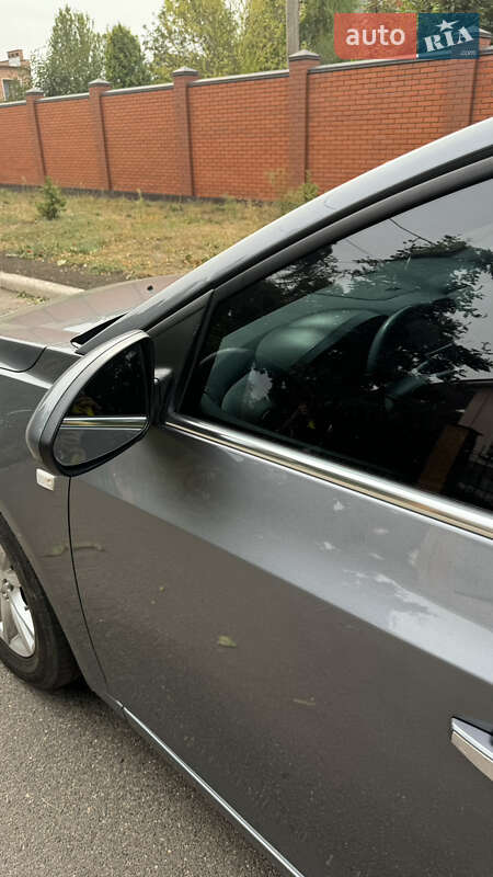 Седан Chevrolet Cruze 2013 в Кривому Розі