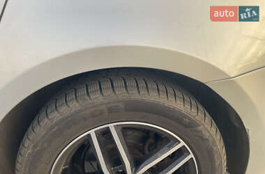 Седан Chevrolet Cruze 2011 в 