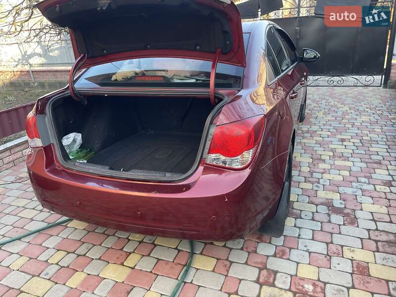 Седан Chevrolet Cruze 2012 в Житомирі