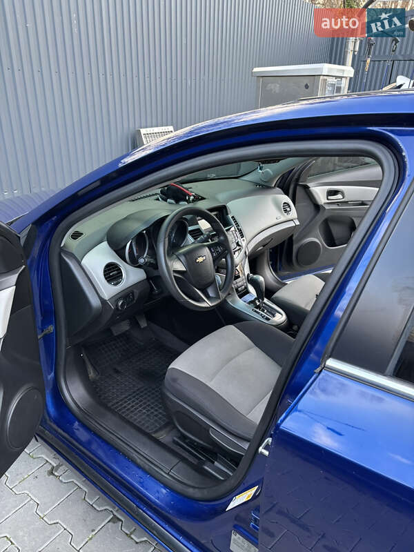 Седан Chevrolet Cruze 2012 в Дрогобичі