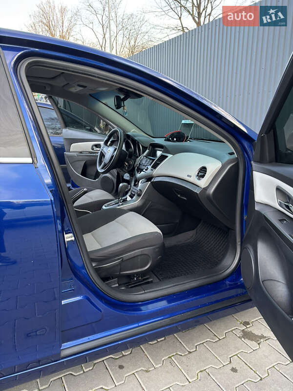 Седан Chevrolet Cruze 2012 в Дрогобичі