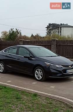 Хэтчбек Chevrolet Cruze 2016 в 