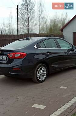Хэтчбек Chevrolet Cruze 2016 в 