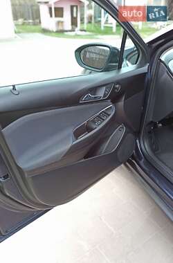 Хэтчбек Chevrolet Cruze 2016 в 