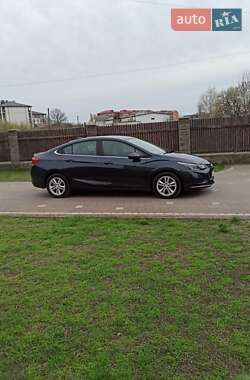 Хэтчбек Chevrolet Cruze 2016 в 