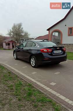 Хэтчбек Chevrolet Cruze 2016 в 