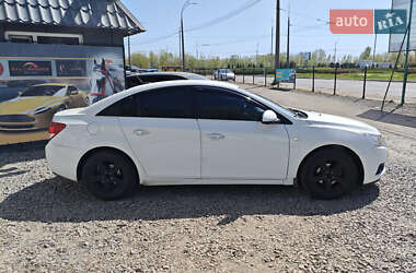 Седан Chevrolet Cruze 2011 в 