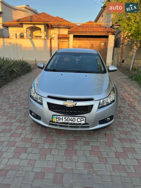 Седан Chevrolet Cruze 2010 в 
