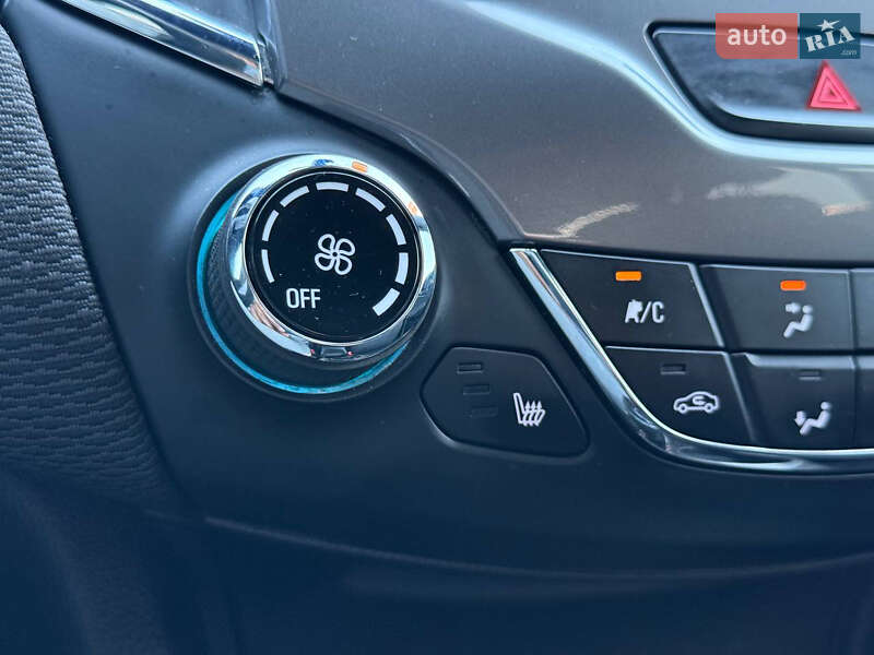 Седан Chevrolet Cruze 2018 в Кривом Роге