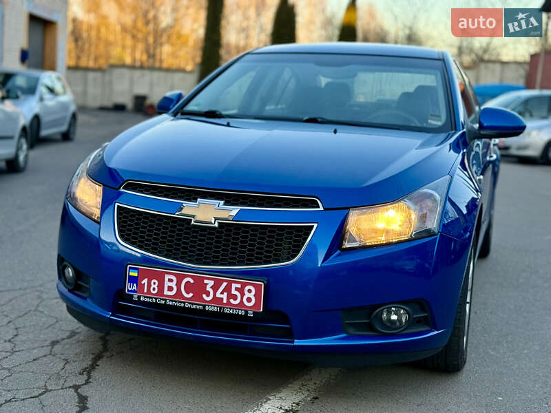 Седан Chevrolet Cruze 2010 в Ровно