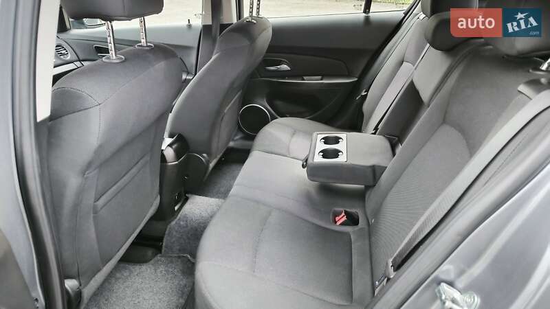 Хетчбек Chevrolet Cruze 2014 в Львові
