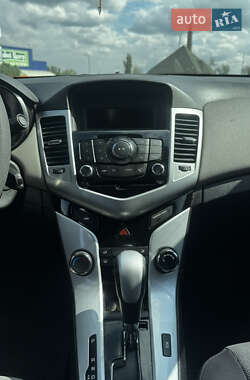 Седан Chevrolet Cruze 2015 в 