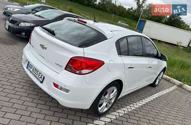 Хетчбек Chevrolet Cruze 2012 в 