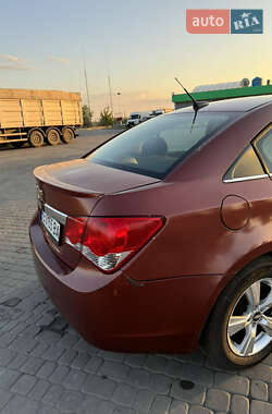 Седан Chevrolet Cruze 2011 в 