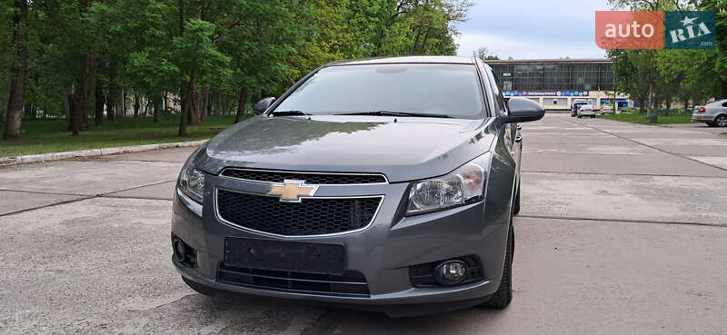 Седан Chevrolet Cruze 2010 в 