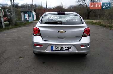 Хэтчбек Chevrolet Cruze 2012 в 
