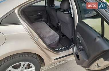 Седан Chevrolet Cruze 2011 в 