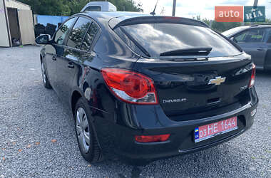 Хетчбек Chevrolet Cruze 2012 в 