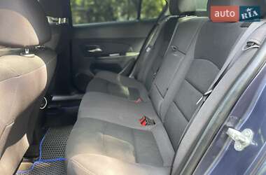 Седан Chevrolet Cruze 2013 в 