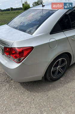 Седан Chevrolet Cruze 2010 в 