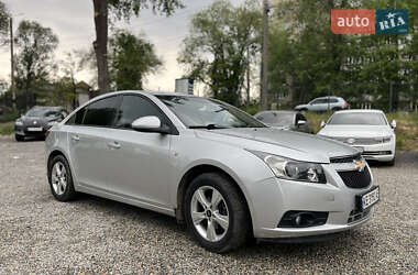 Седан Chevrolet Cruze 2011 в Новомосковске