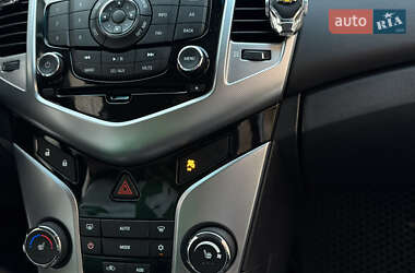 Седан Chevrolet Cruze 2011 в 
