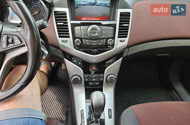 Седан Chevrolet Cruze 2014 в 
