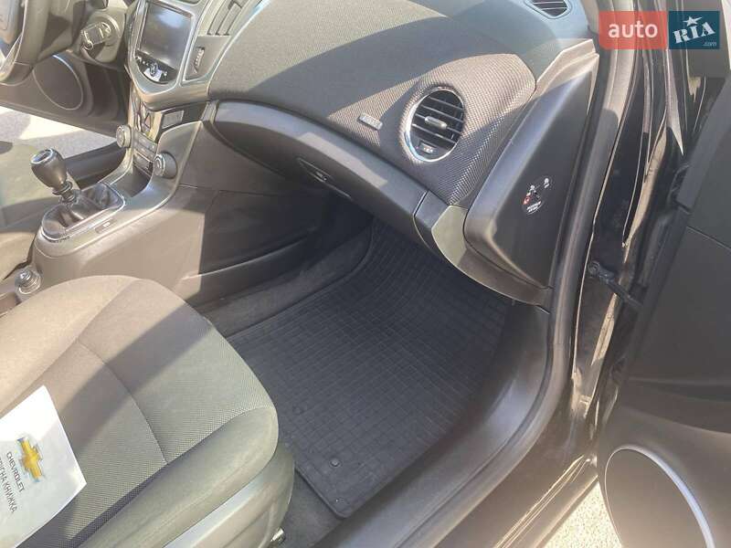 Седан Chevrolet Cruze 2012 в Києві