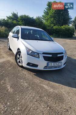 Седан Chevrolet Cruze 2014 в Чернівцях