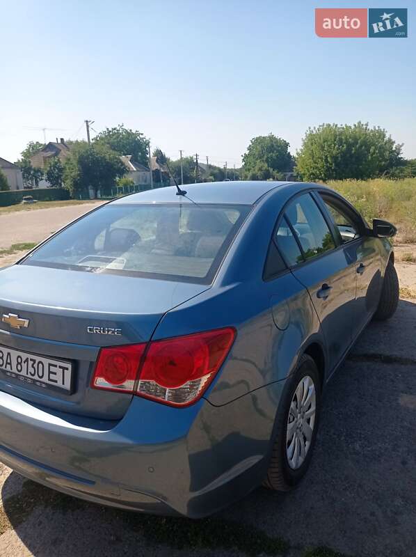 Седан Chevrolet Cruze 2014 в Олександрівці