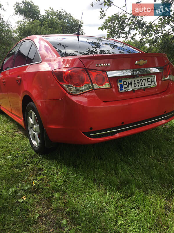 Седан Chevrolet Cruze 2013 в Шостке
