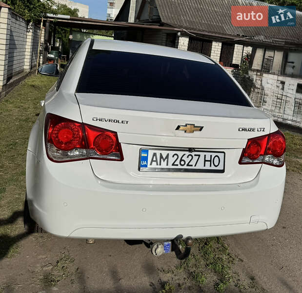 Седан Chevrolet Cruze 2009 в Житомирі