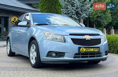 Седан Chevrolet Cruze 2009 в Львові