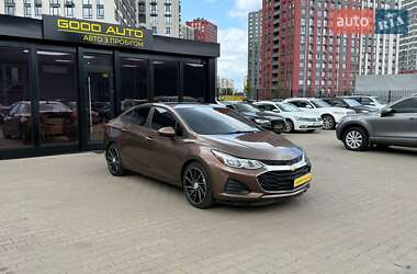 Седан Chevrolet Cruze 2018 в Киеве